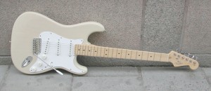 02_fender_hwy1_strat