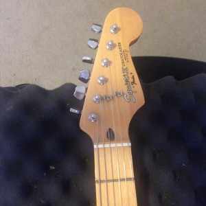 red_strat_headstock